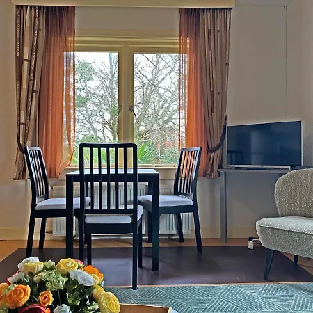 Prinsenhof # Zestien * Bergen